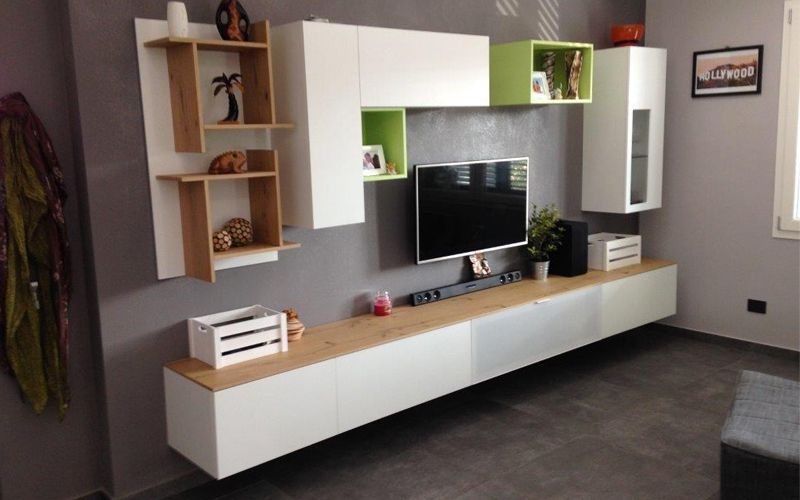 parete_soggiorno_legno_bianco_verde